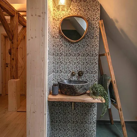 Roubenka Mezi Stromy S Wellness Prázdninový dům *