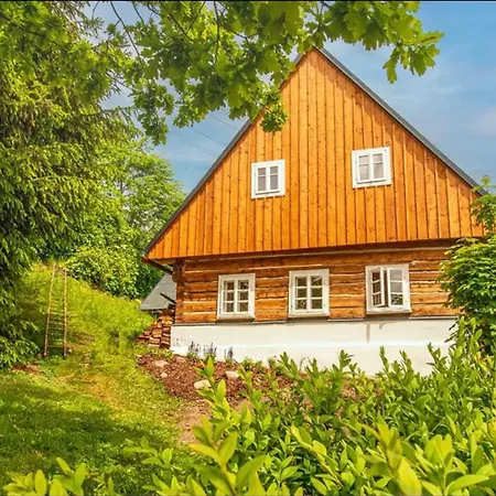 Roubenka Mezi Stromy S Wellness Casa de Férias